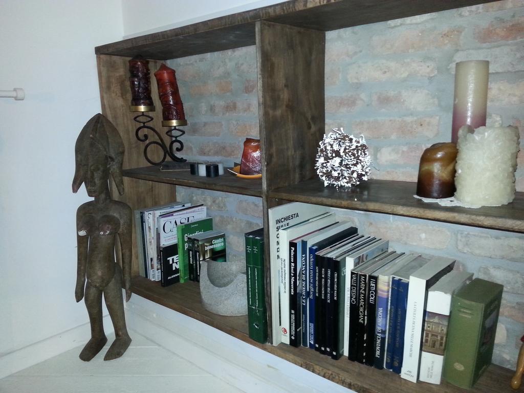 Ferienwohnung La Cueva Ancona Zimmer foto